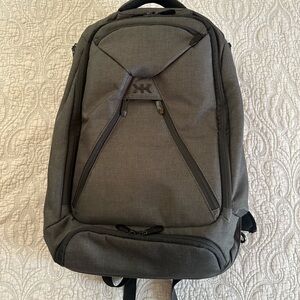 Series 1: Large Expandable Knack Backpack